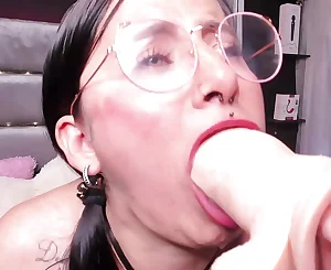 Red-hot Deep throat TO COLOMBIAN Cam MODEL WITH GLASSES Finishes IN A Superb Facial cumshot